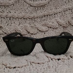 Ray-Ban Tortoise Shell Sunglasses